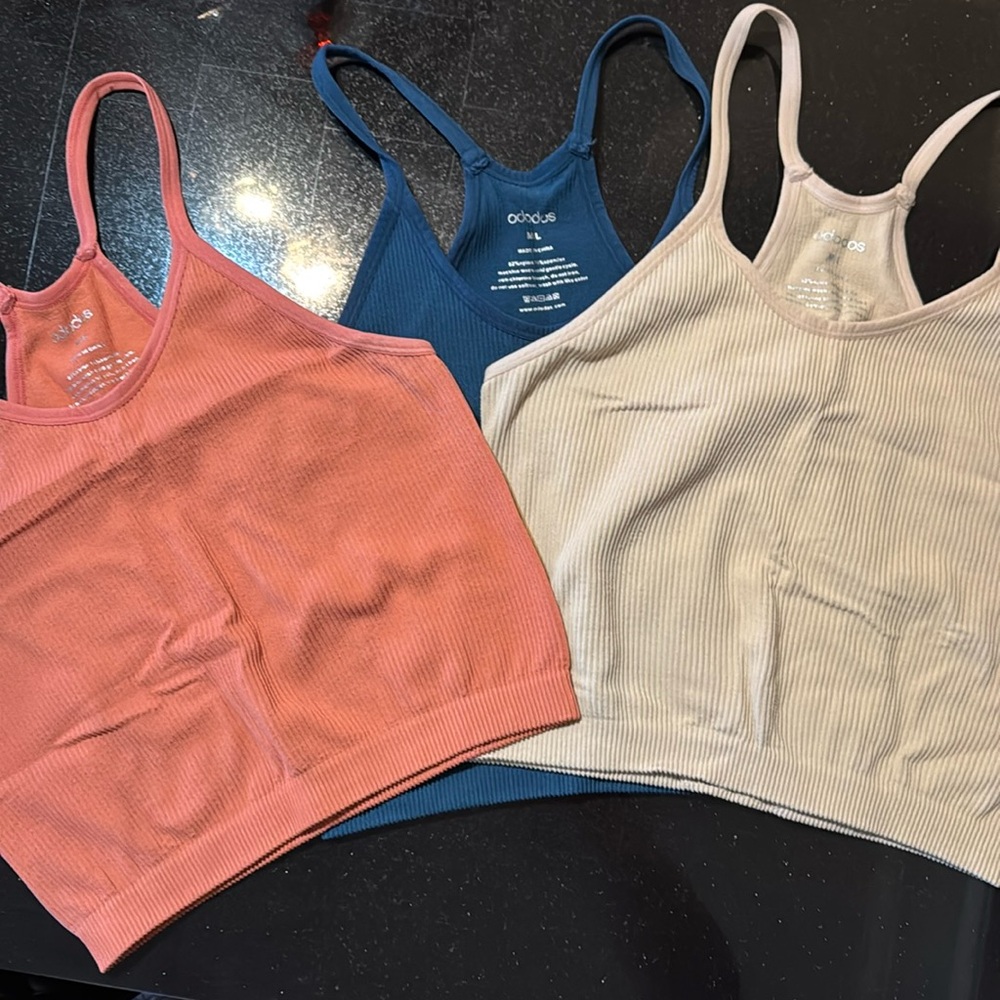 Women's Crop 3-Pack Seamless Rib-Knit Crop Tank Tops